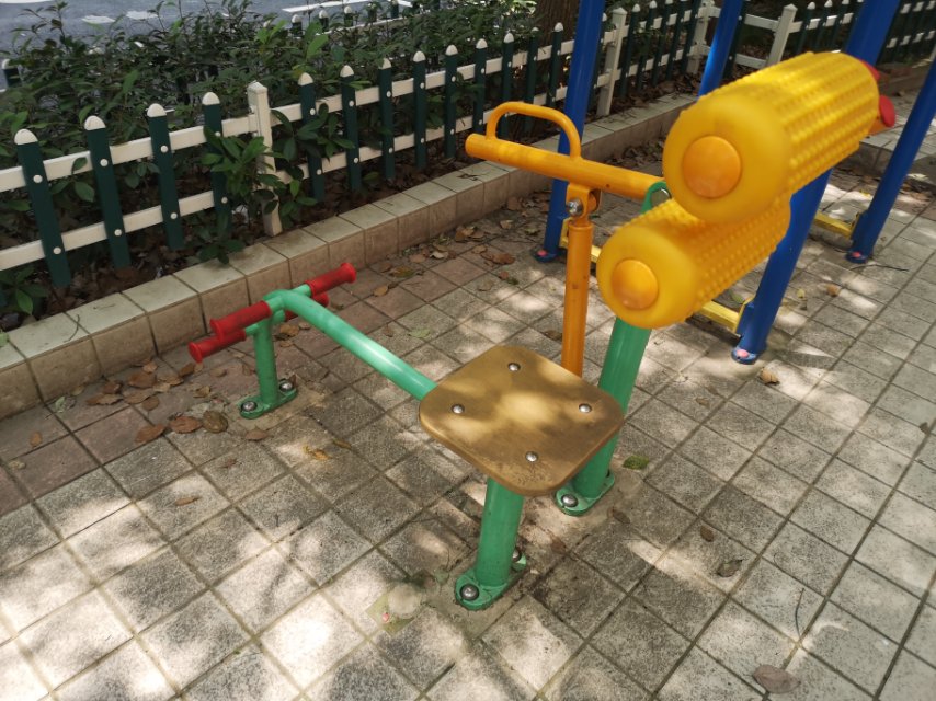 腹背鍛煉器 腹背鍛煉器