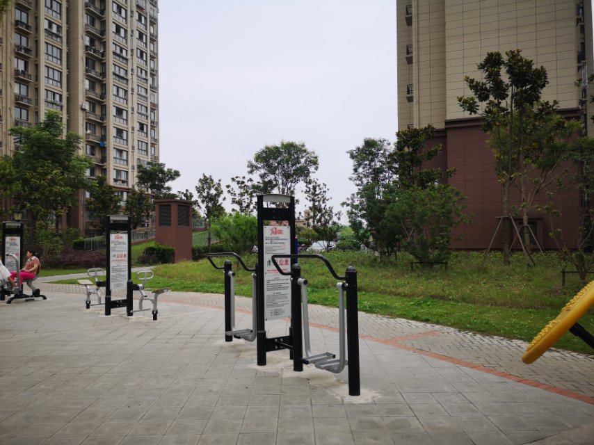 泰順佳苑市民益智健身苑點(diǎn)