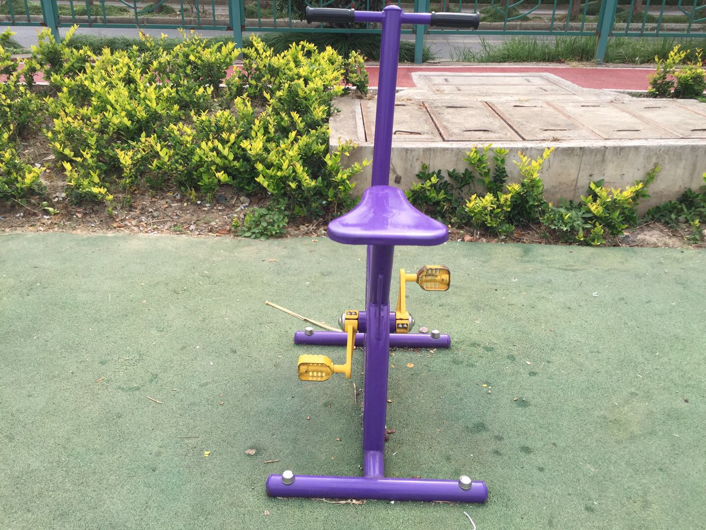 雙位健身車 雙位健身車