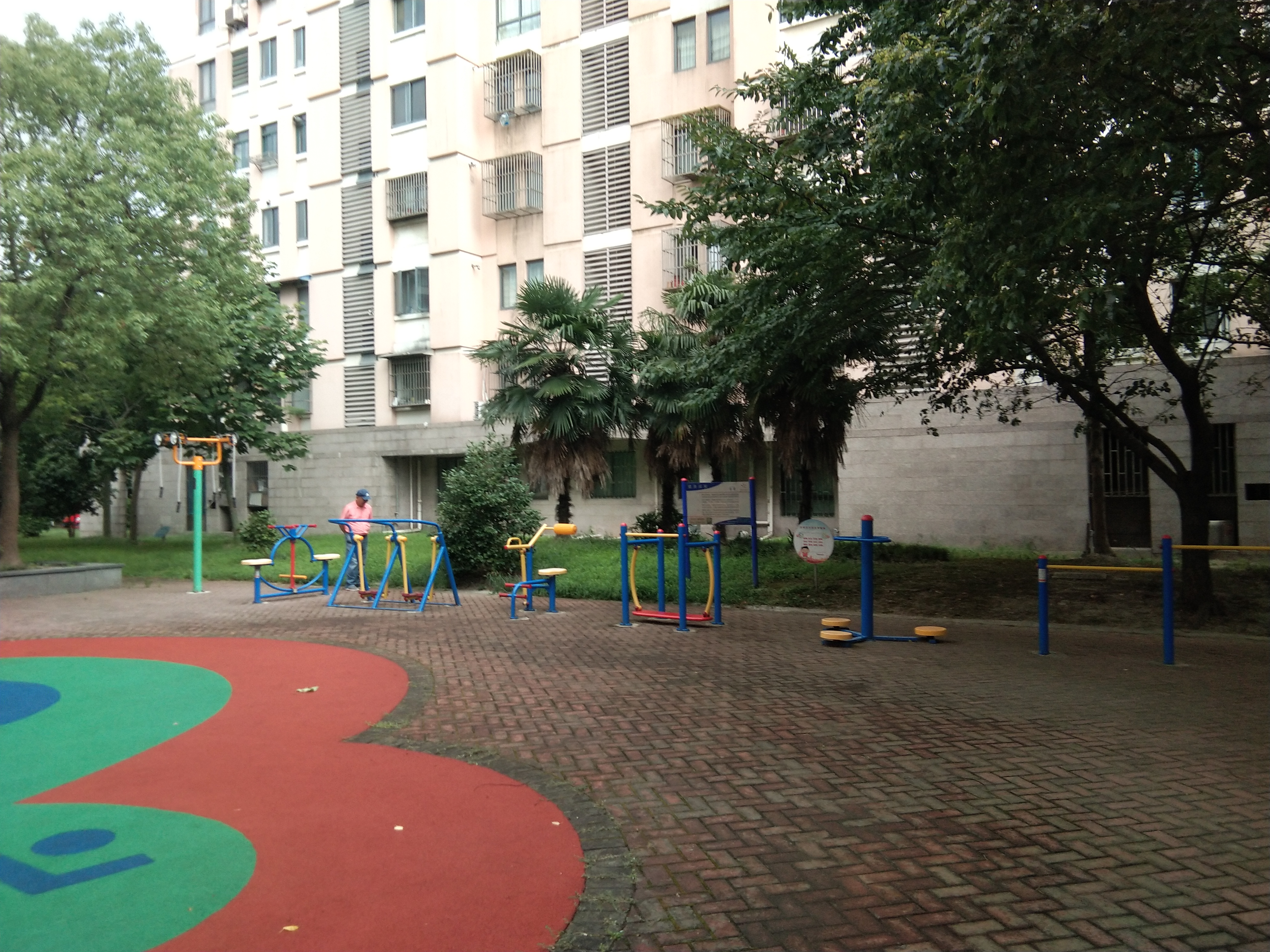 世博三居B健身苑點(diǎn)