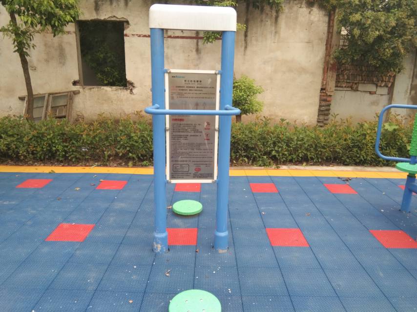 雙立柱扭腰器 雙立柱扭腰器