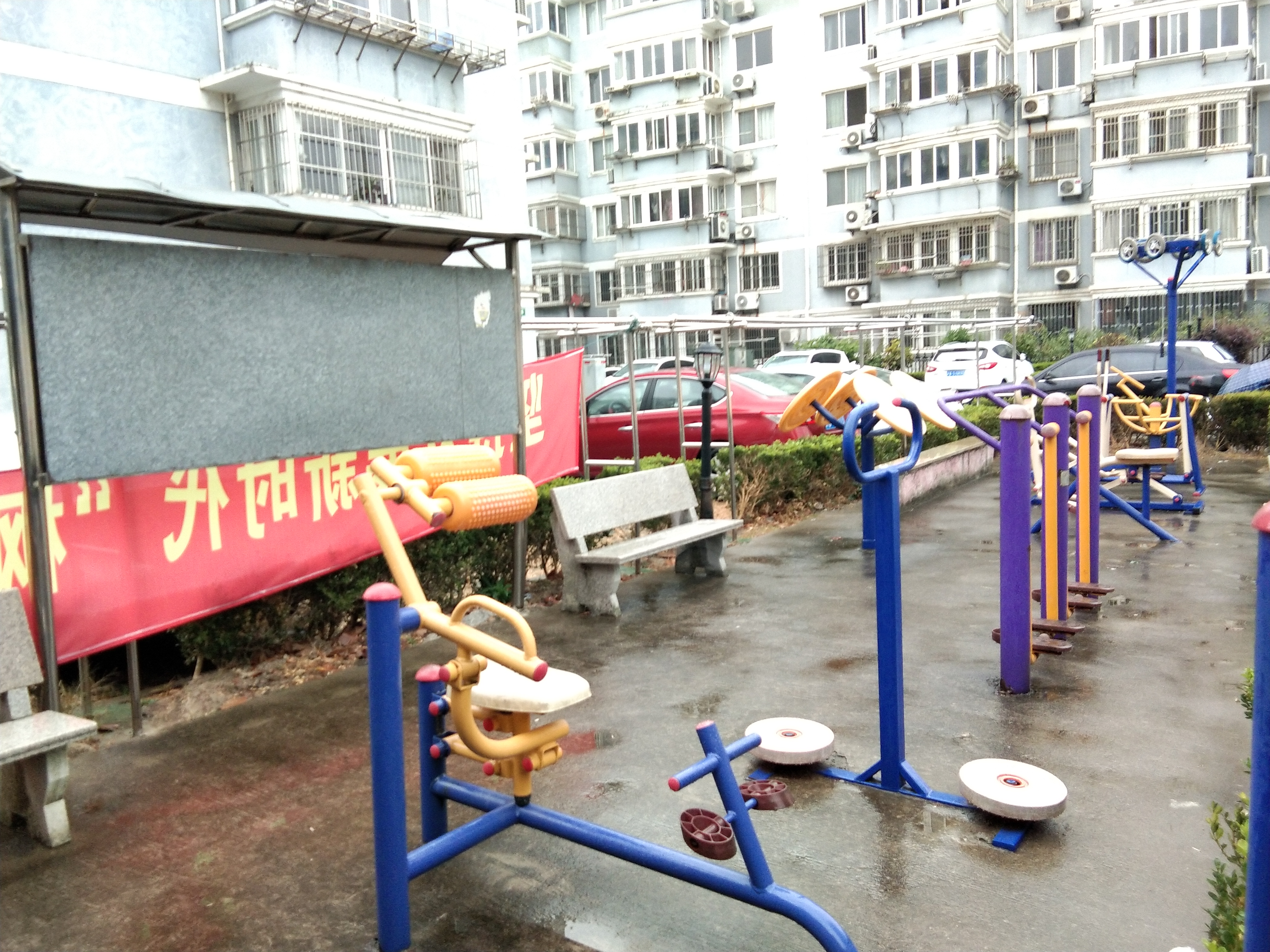 周東居委健身點