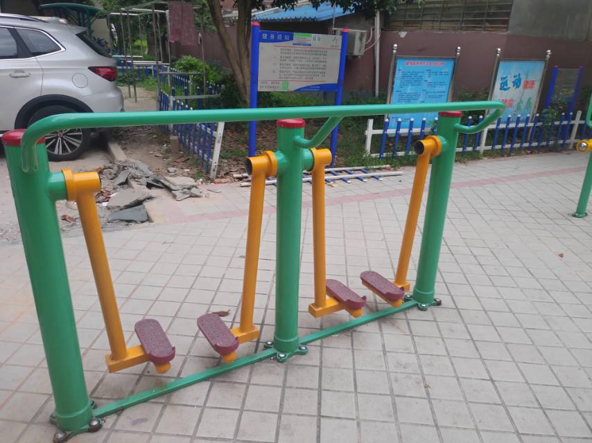 兩聯漫步機 兩聯漫步機