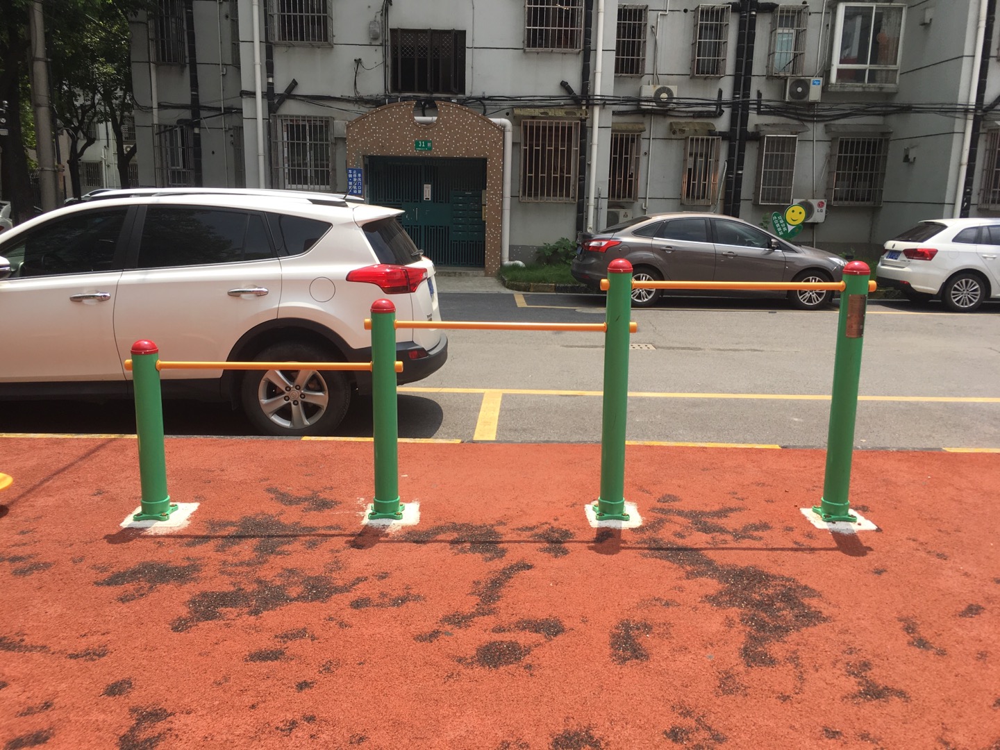 多聯(lián)壓腿架 多聯(lián)壓腿架