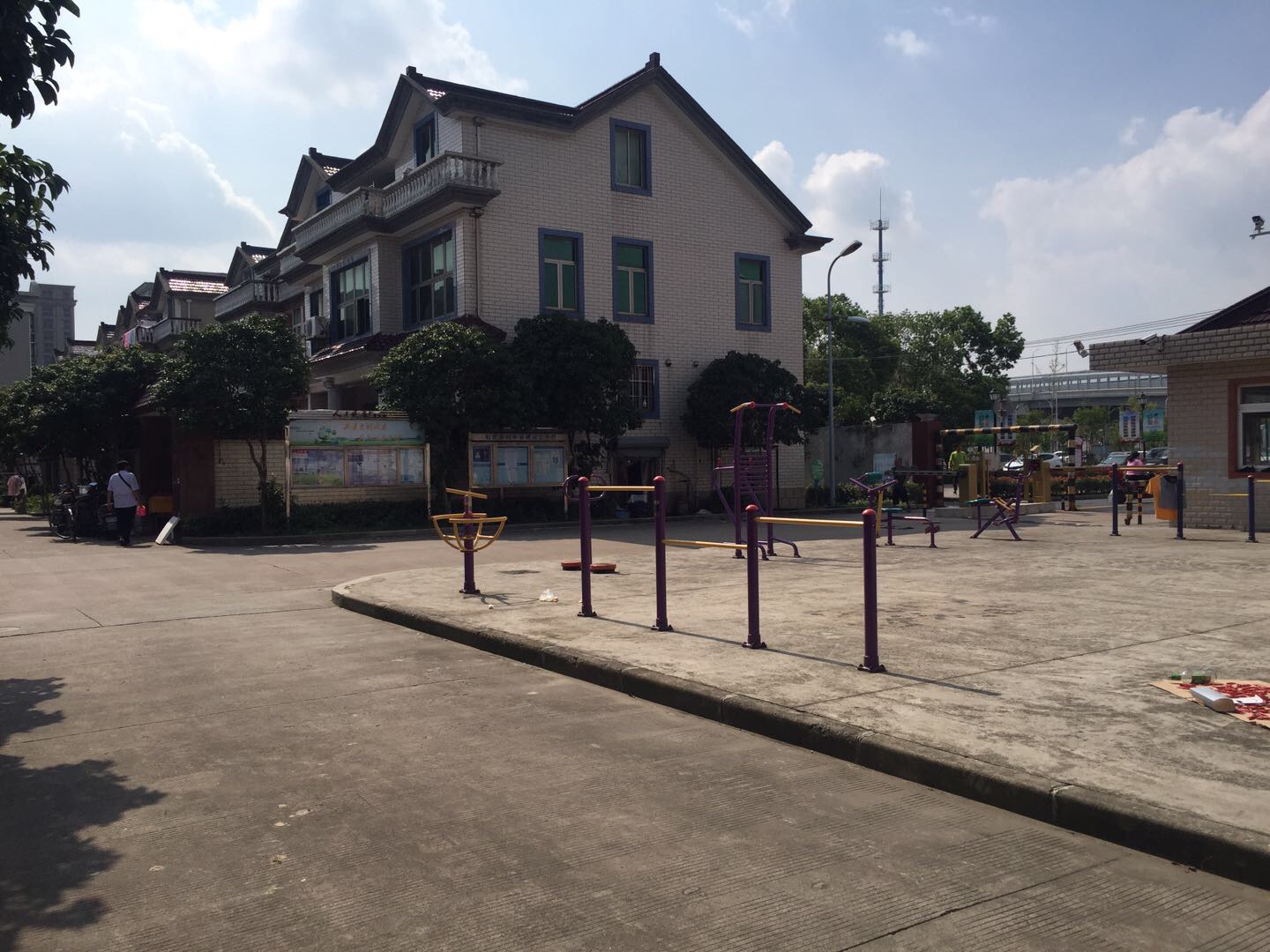 石皮弄村林家橋健身點