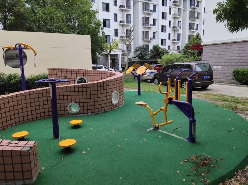 佳樂(lè)苑健身點(diǎn)3