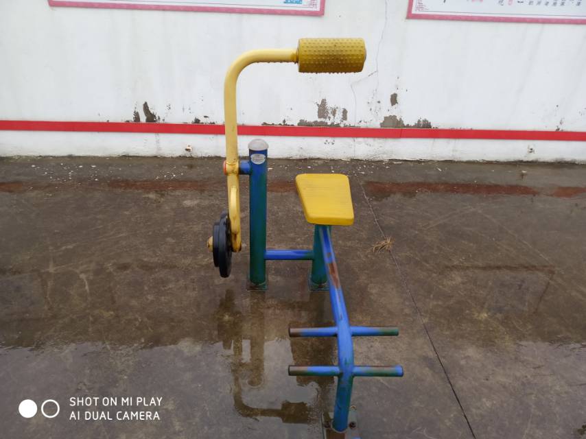 腰背煅煉器 腰背煅煉器