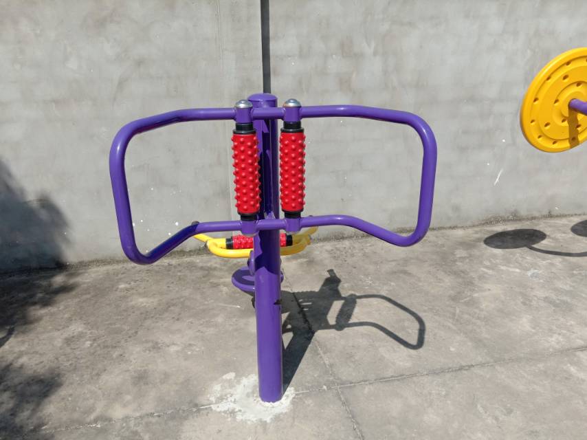 腰背按摩器 腰背按摩器