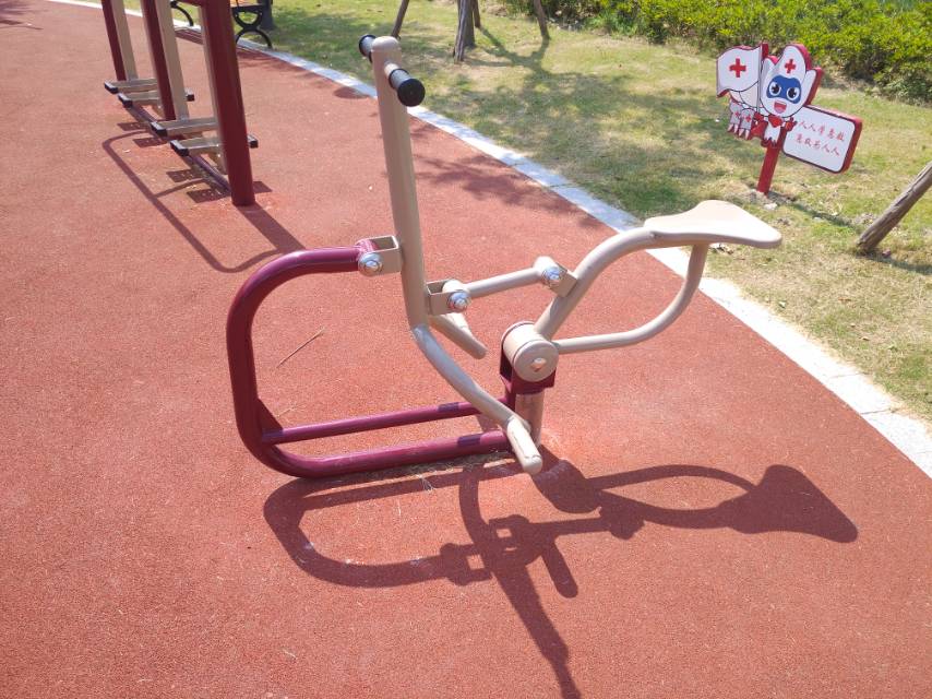 騎馬機(jī) 騎馬機(jī)