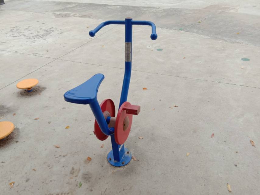 直立健身車 直立健身車