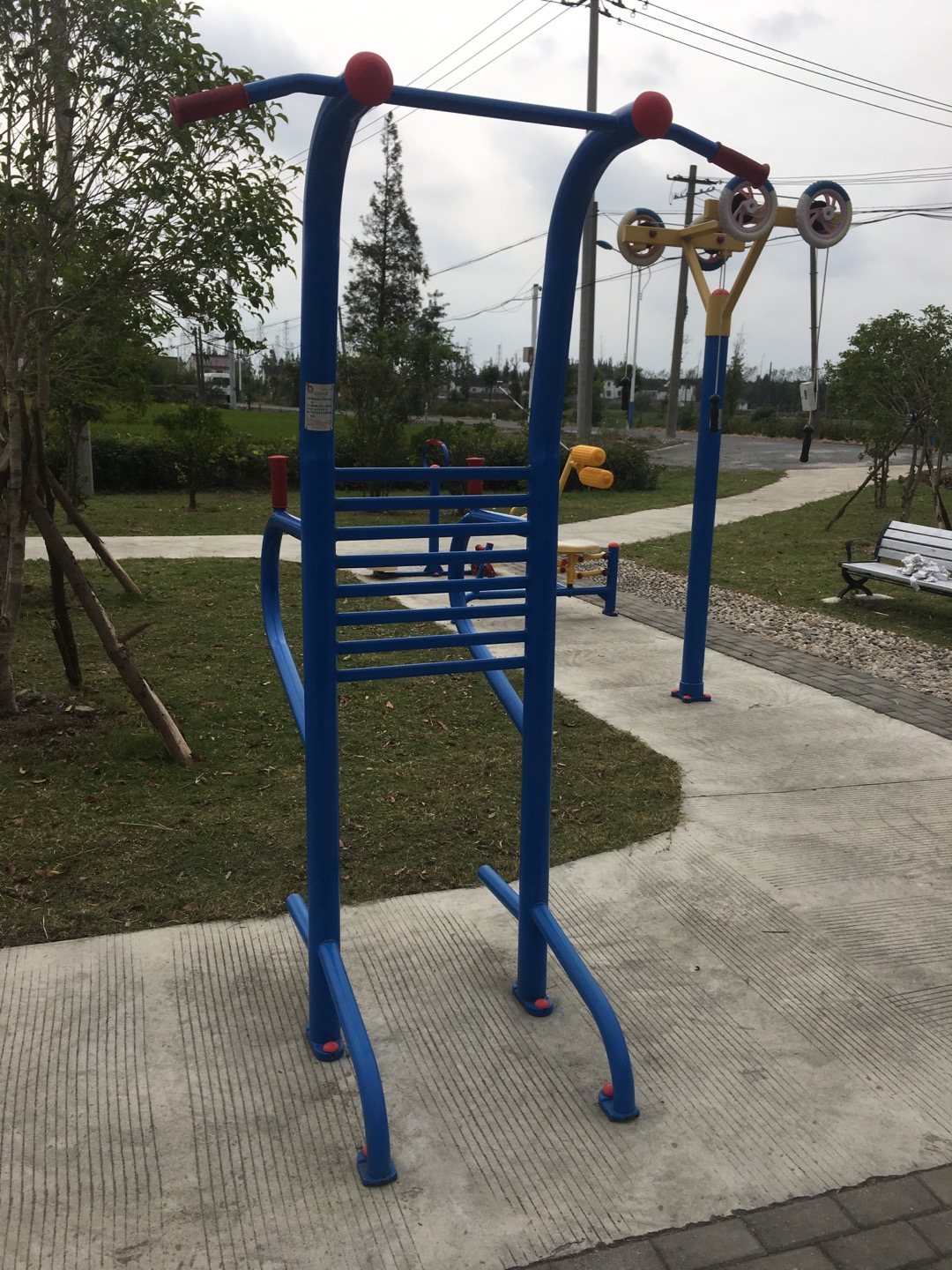 多功能訓(xùn)練器 多功能訓(xùn)練器