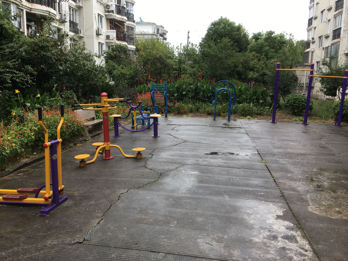 亭中國亭花苑益智健身點