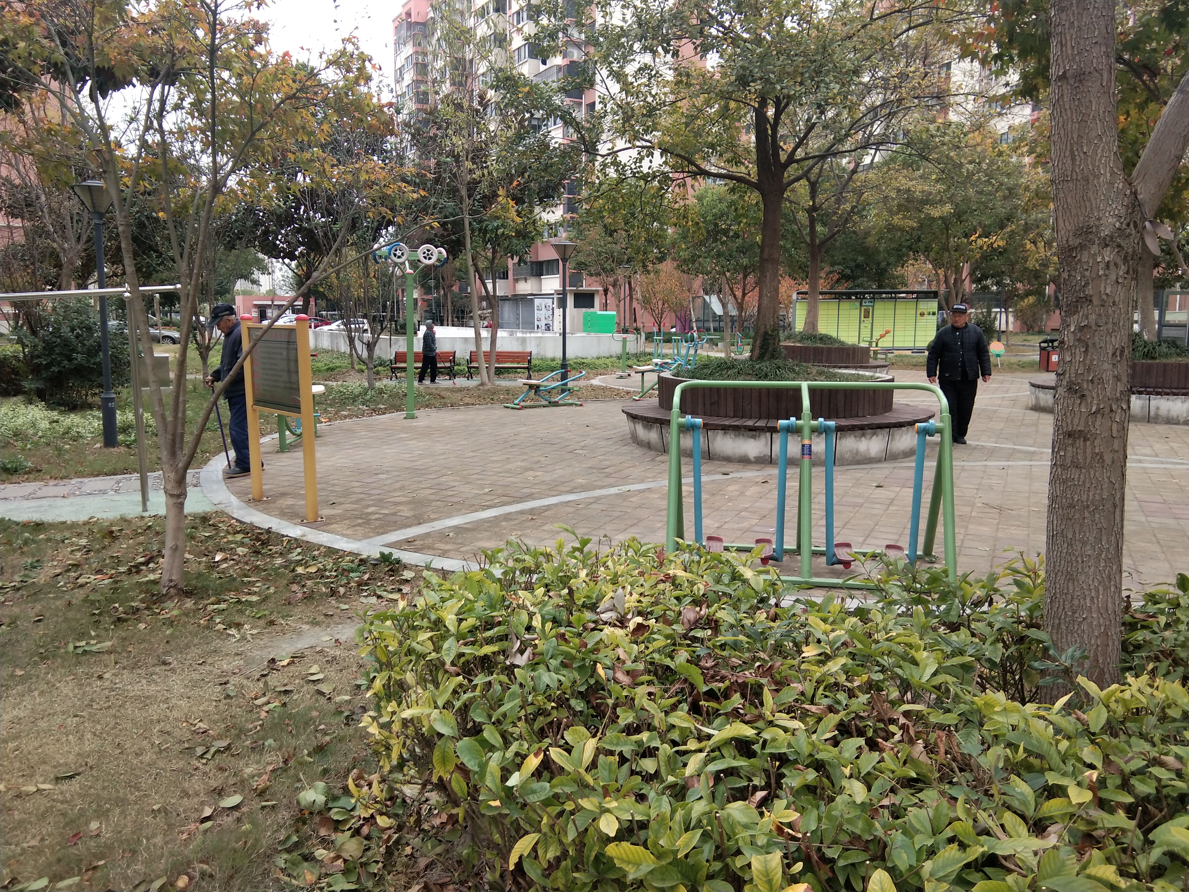 頤谷居委健身點