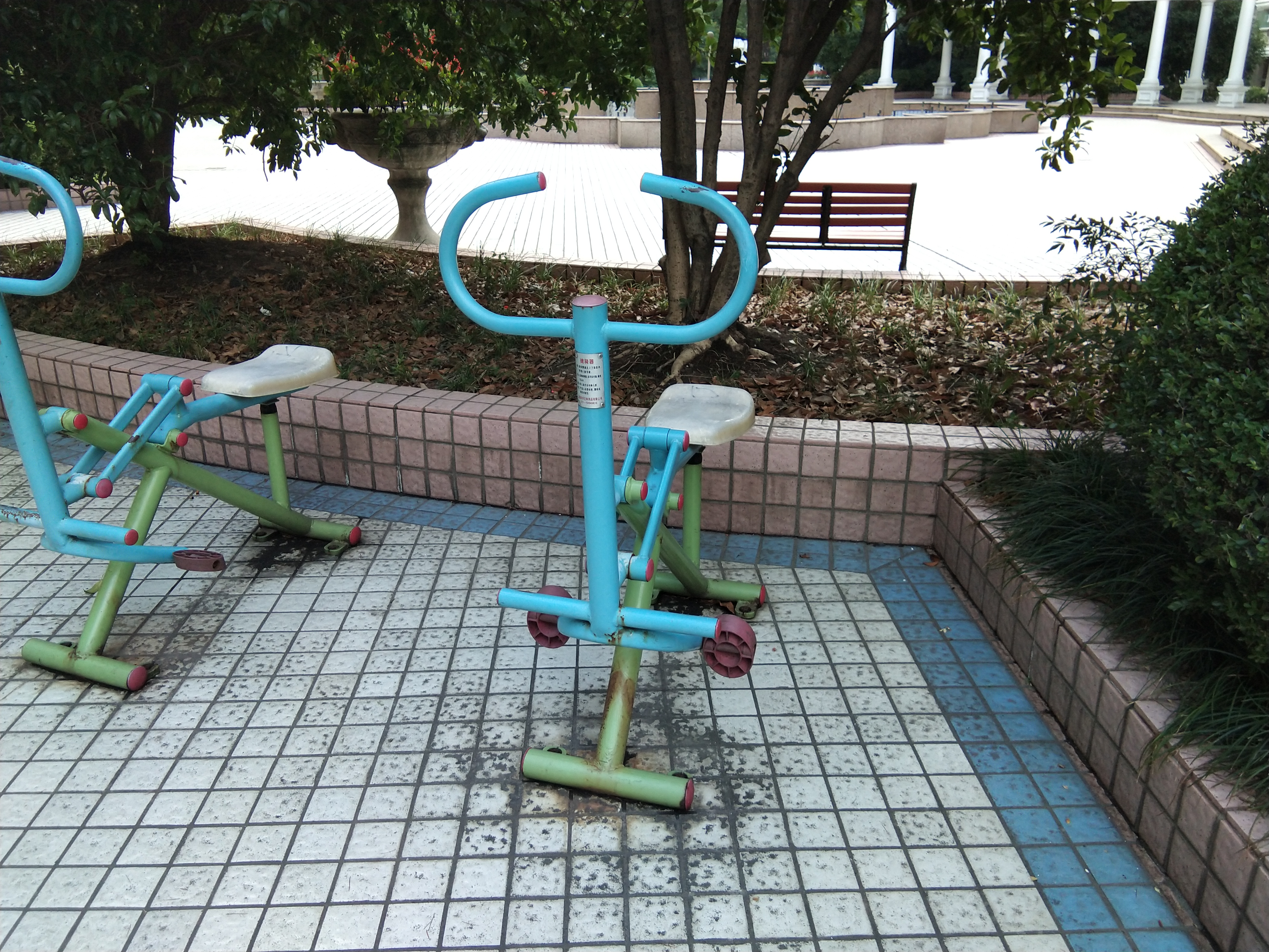 健騎機(jī) 健騎機(jī)