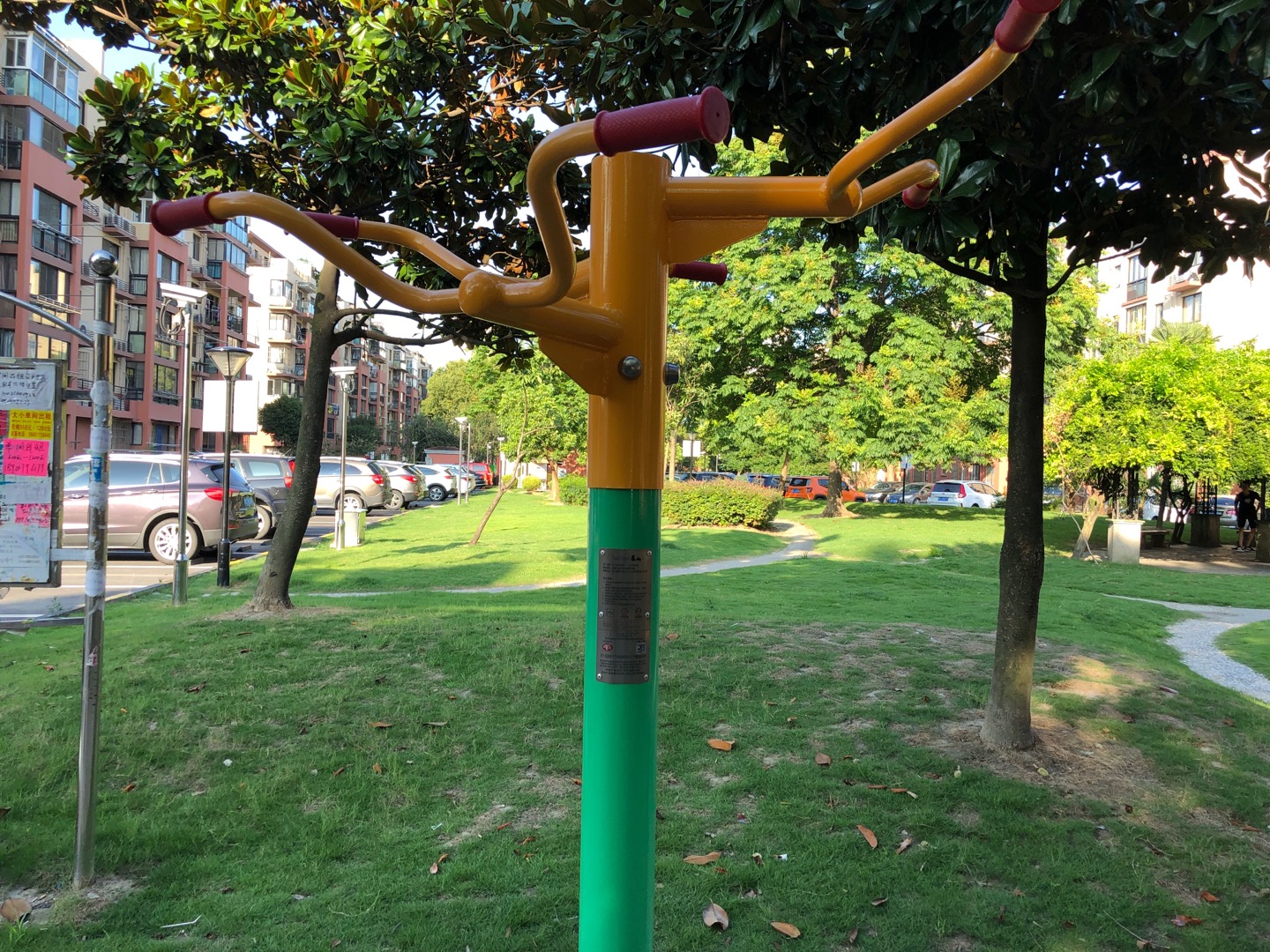 三位引體器 三位引體器