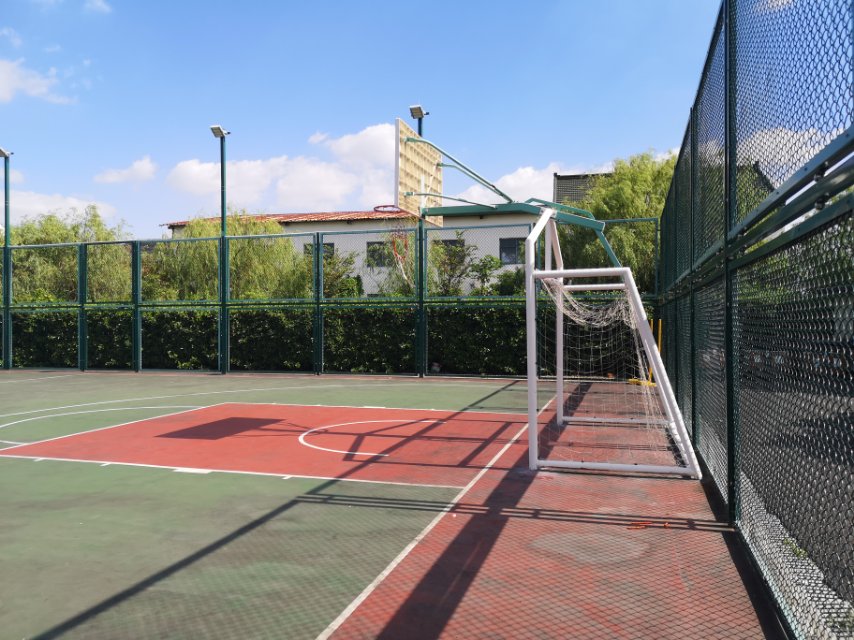 舊港村籃球場(chǎng)