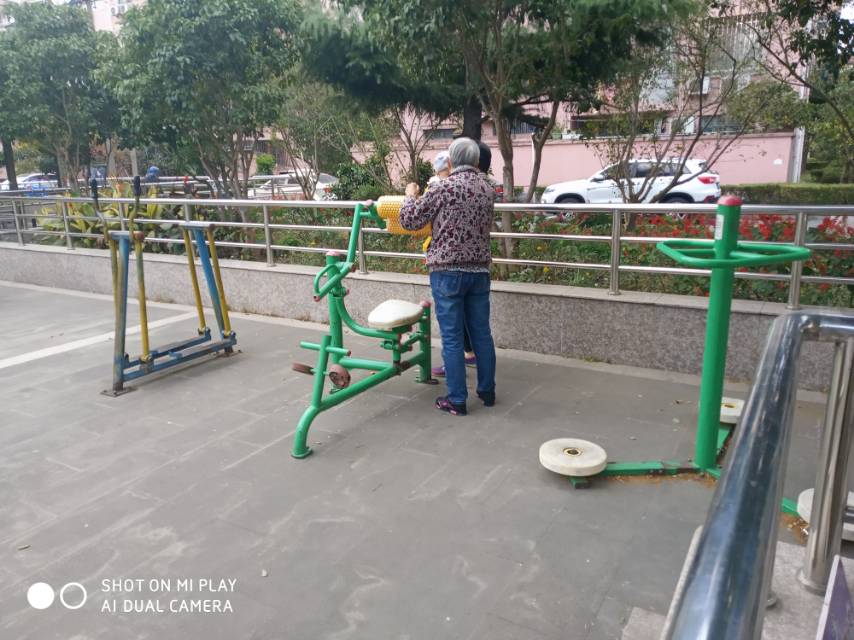 潼港二村健身點(diǎn)1