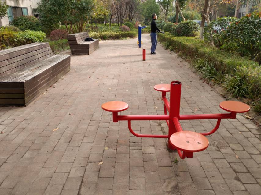 綠城社區(qū)健身點(diǎn)