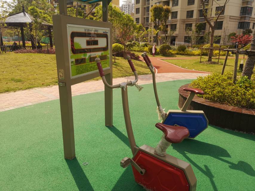 雙位健身車(chē) 雙位健身車(chē)