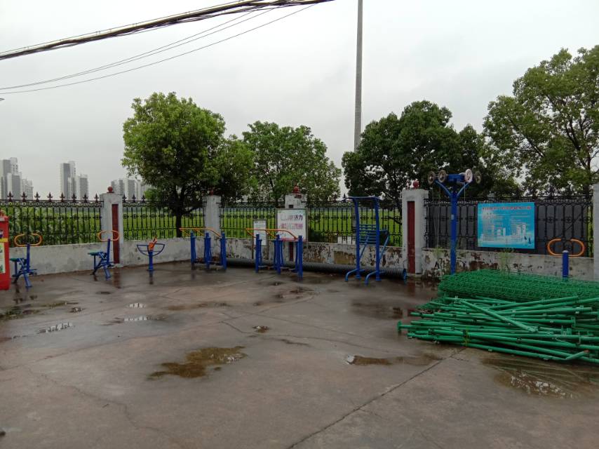 外岡鎮(zhèn)巨門村健身點(diǎn)