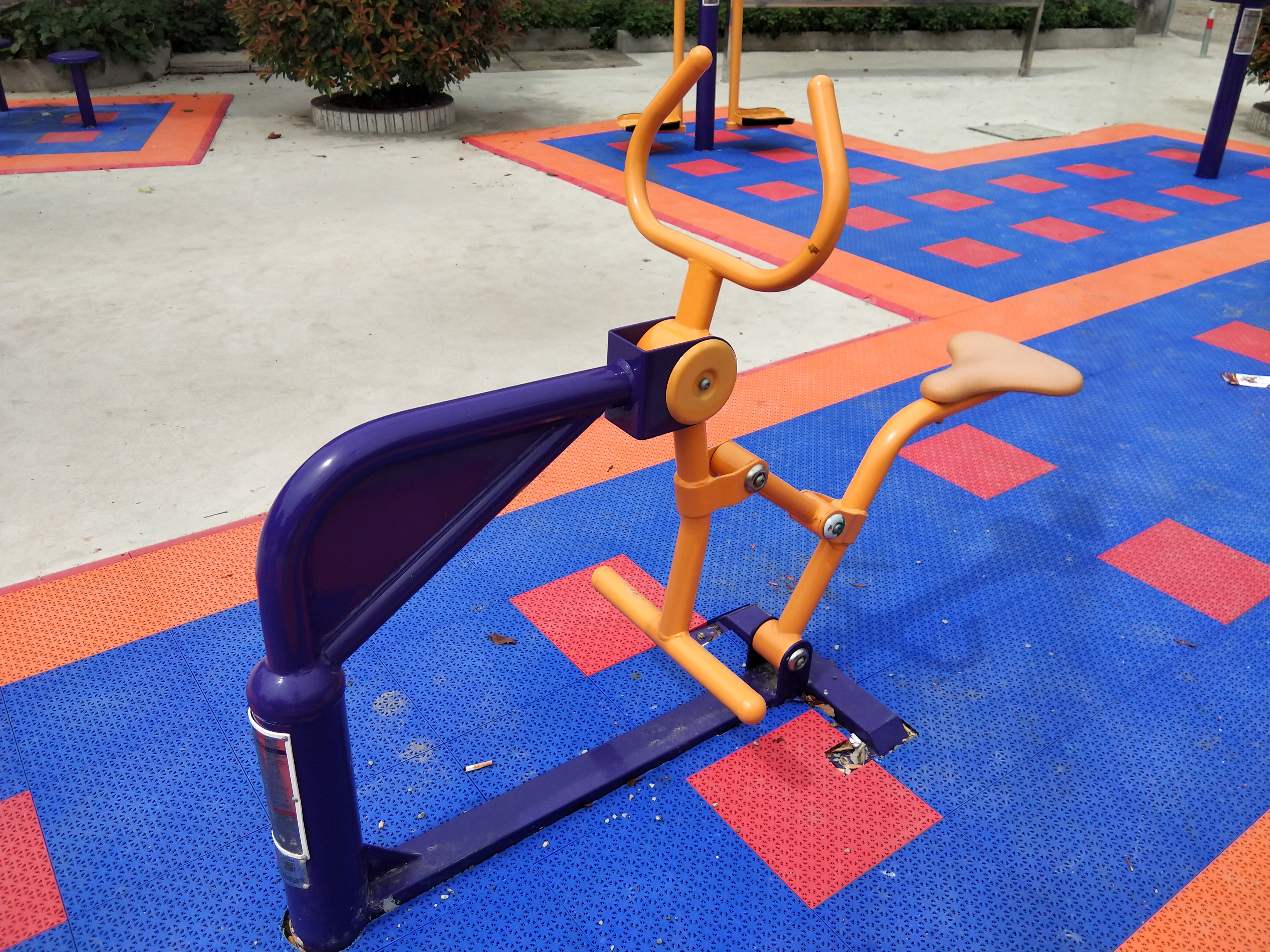 騎馬機(jī) 騎馬機(jī)