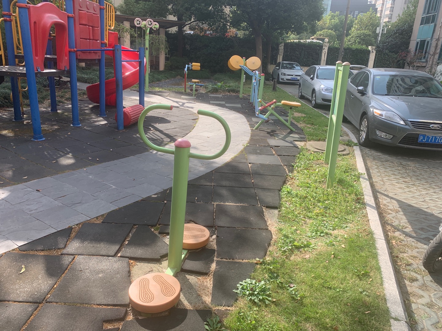 王家宅居委嘉地公寓健身點(diǎn)