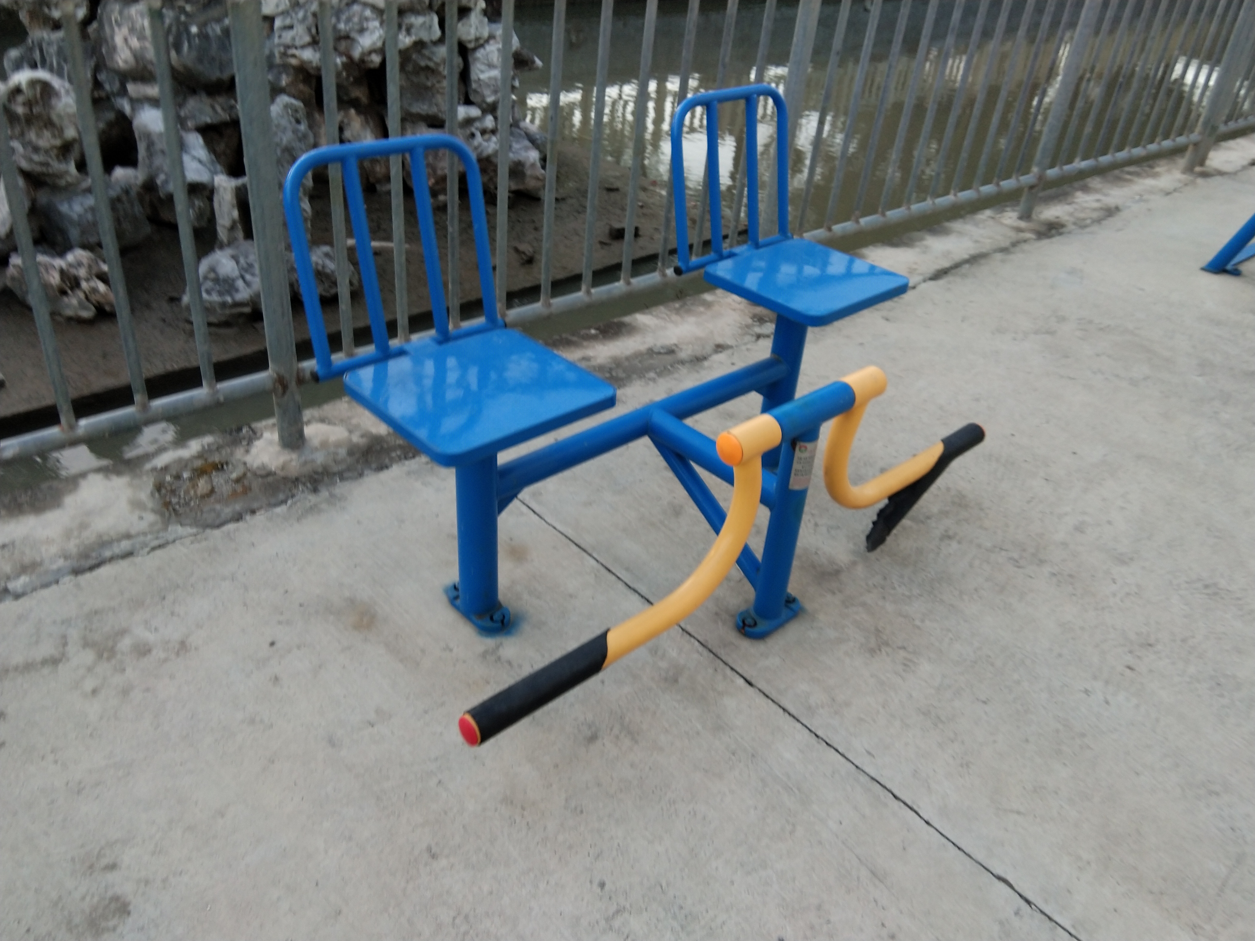 下肢訓(xùn)練器