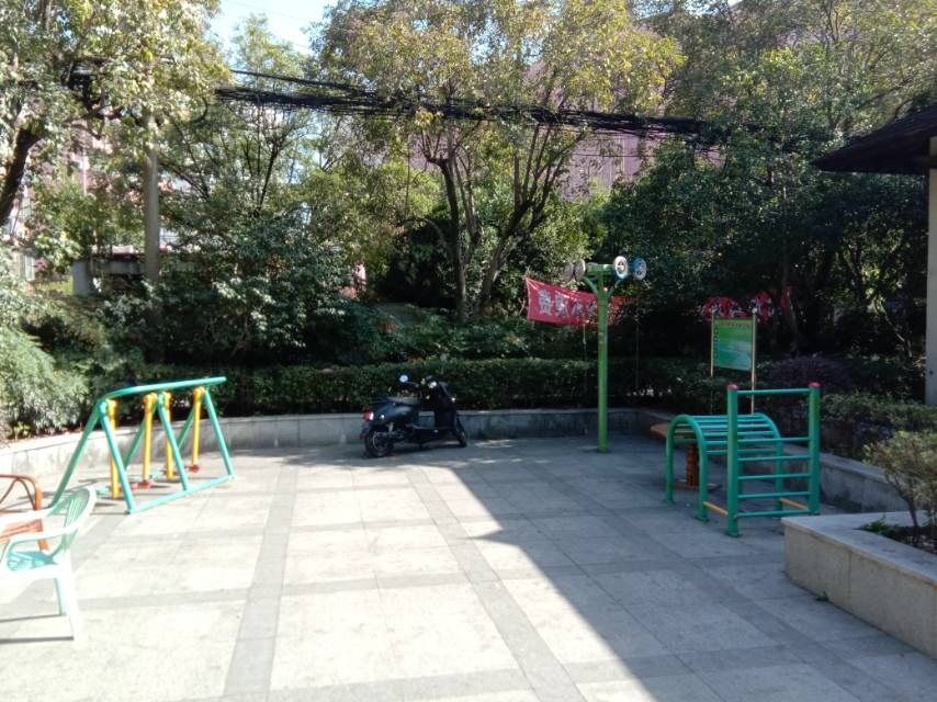 藍高居委市民益智健身點5