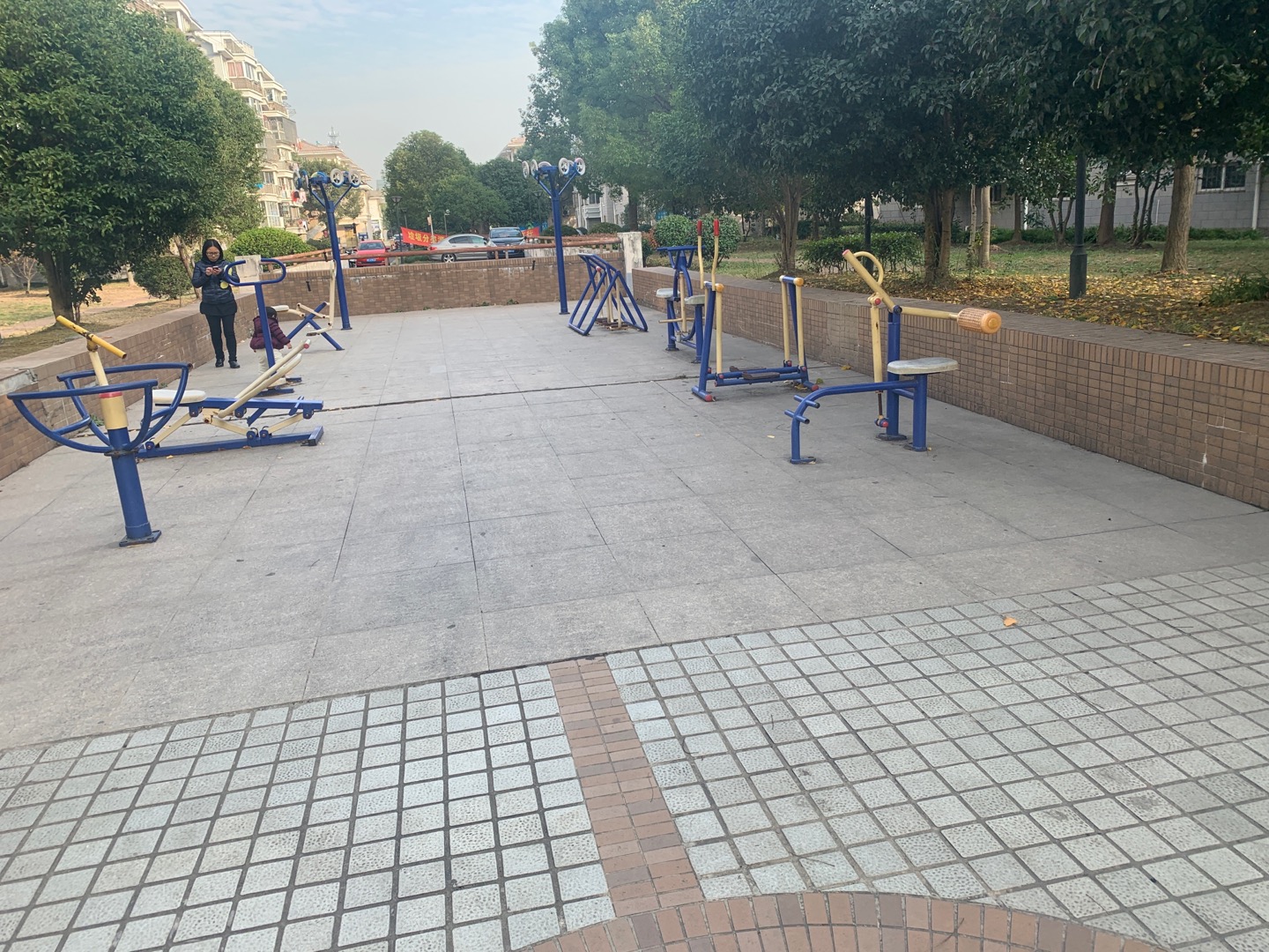 惠南鎮(zhèn)聽北居委健身點(diǎn)