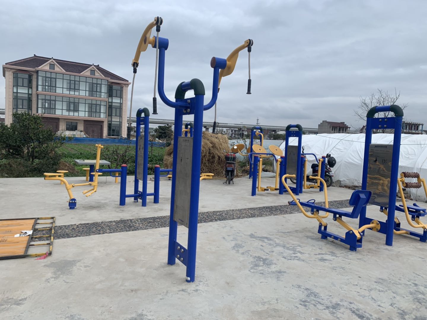 雙位上肢牽引器