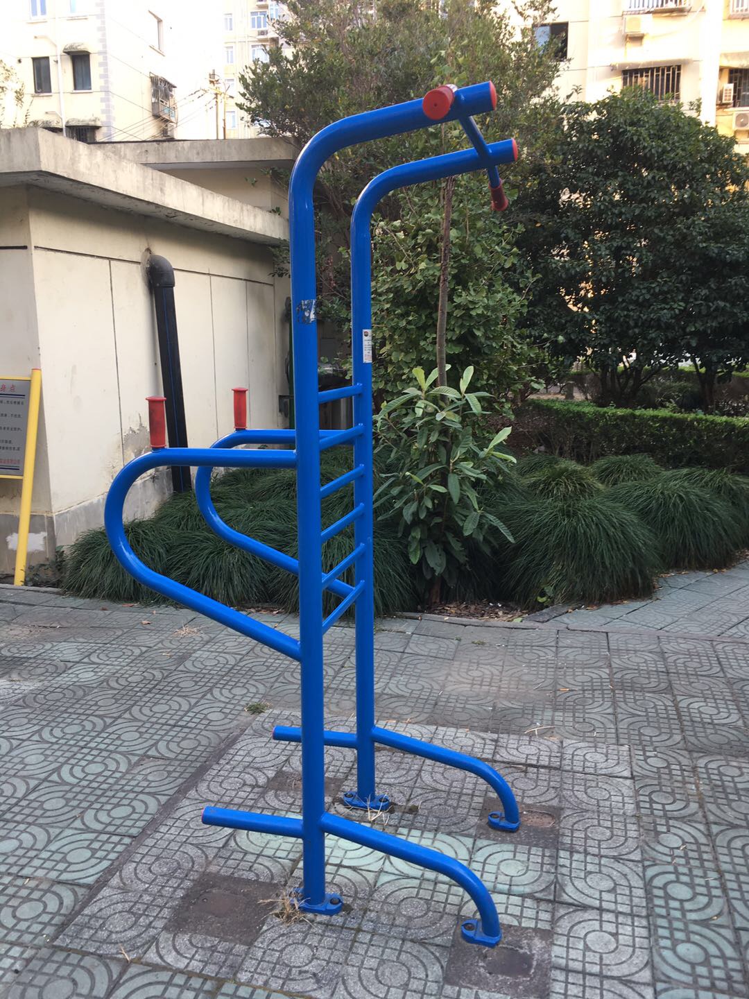 多功能訓(xùn)練器