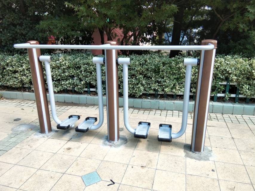 雙位太空漫步機(jī)