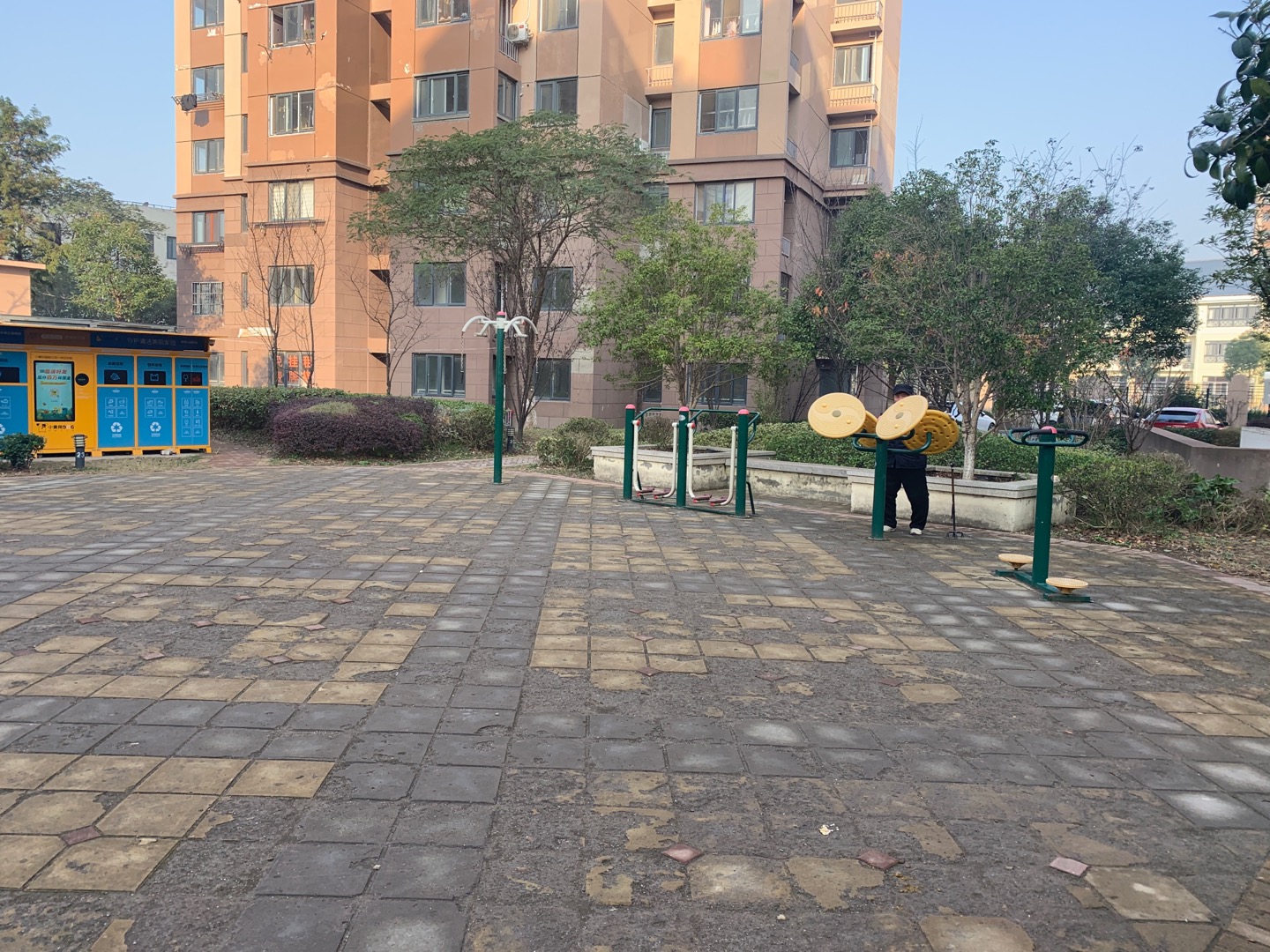 惠益新苑南苑健身點