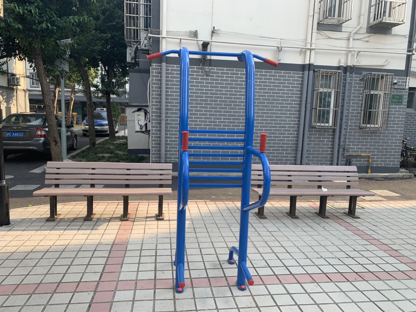 多功能訓(xùn)練器 多功能訓(xùn)練器