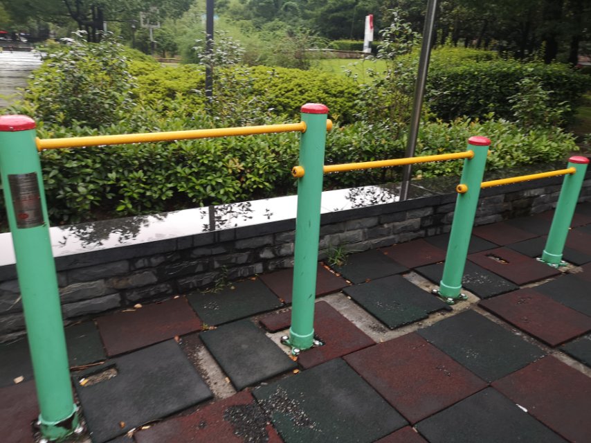 多聯(lián)壓腿架 多聯(lián)壓腿架