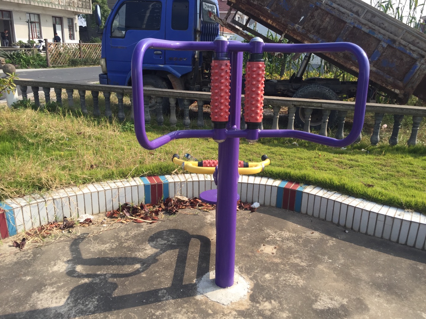 腰背按摩器 腰背按摩器