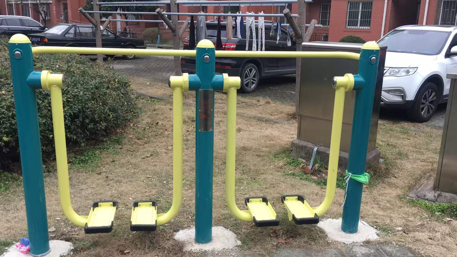 二位智能太空漫步機