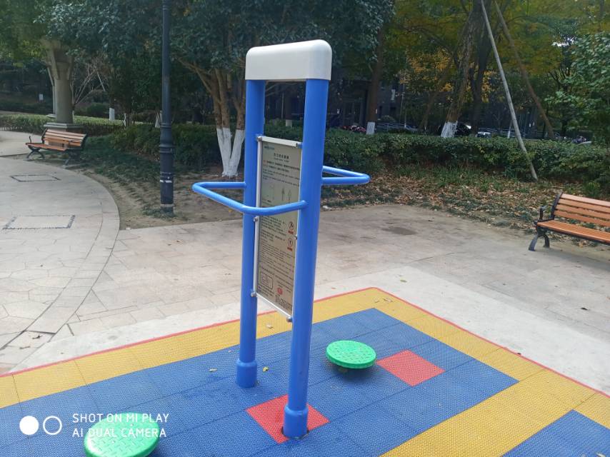 雙立柱扭腰器 雙立柱扭腰器