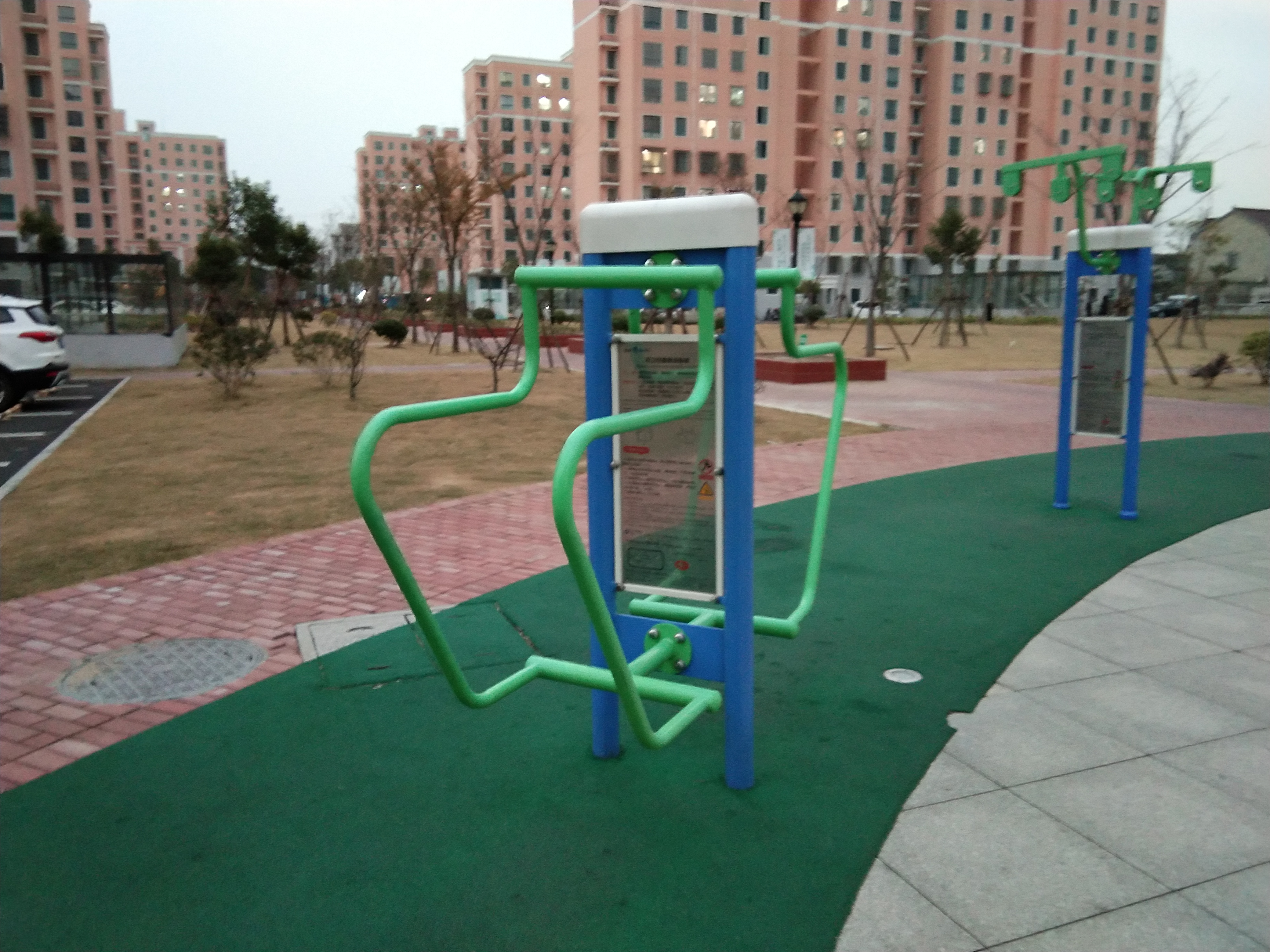 雙立柱曲臂訓(xùn)練器