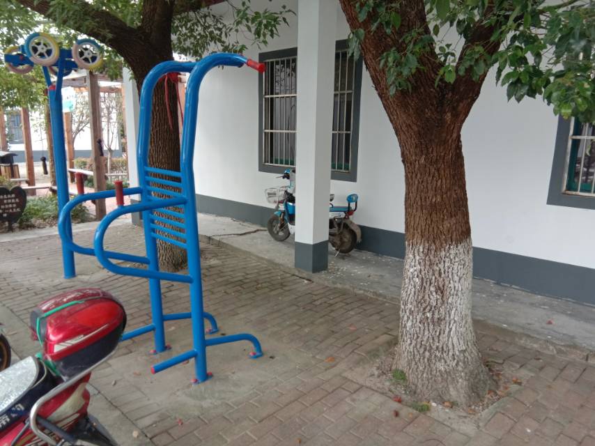 多功能訓(xùn)練器 多功能訓(xùn)練器