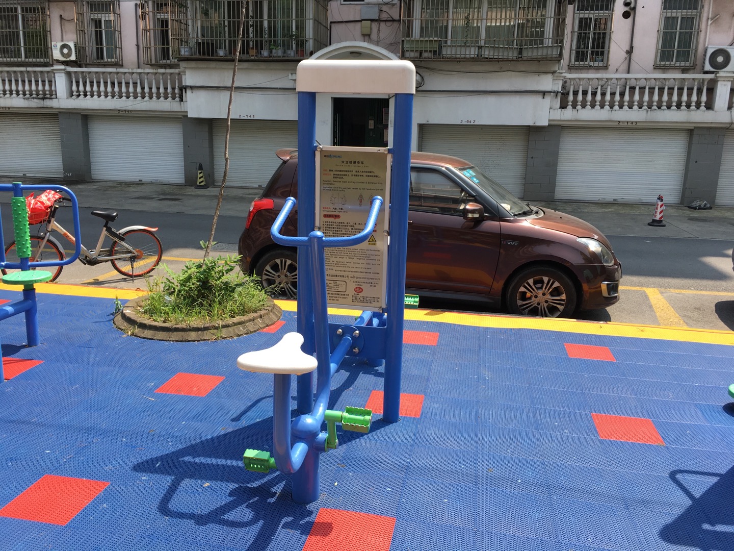 雙立柱健身車 雙立柱健身車