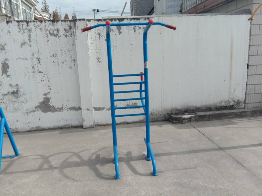 多功能訓(xùn)練器