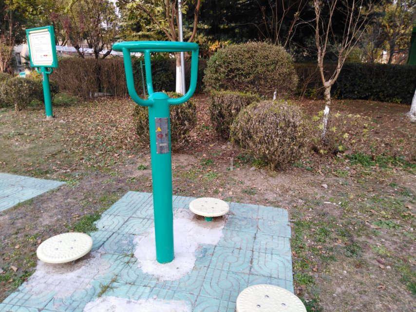 三人轉(zhuǎn)腰器