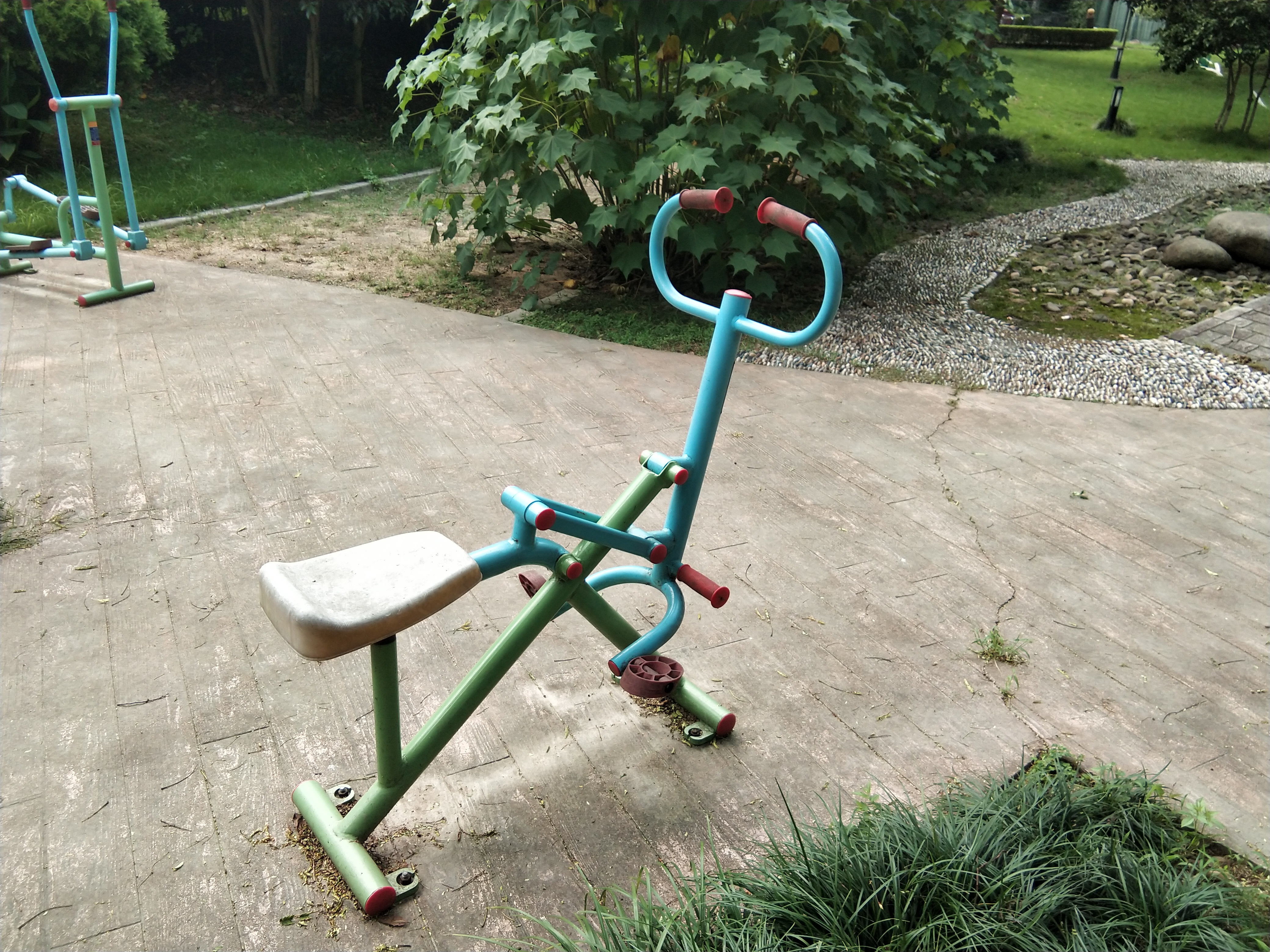 健騎機(jī) 健騎機(jī)