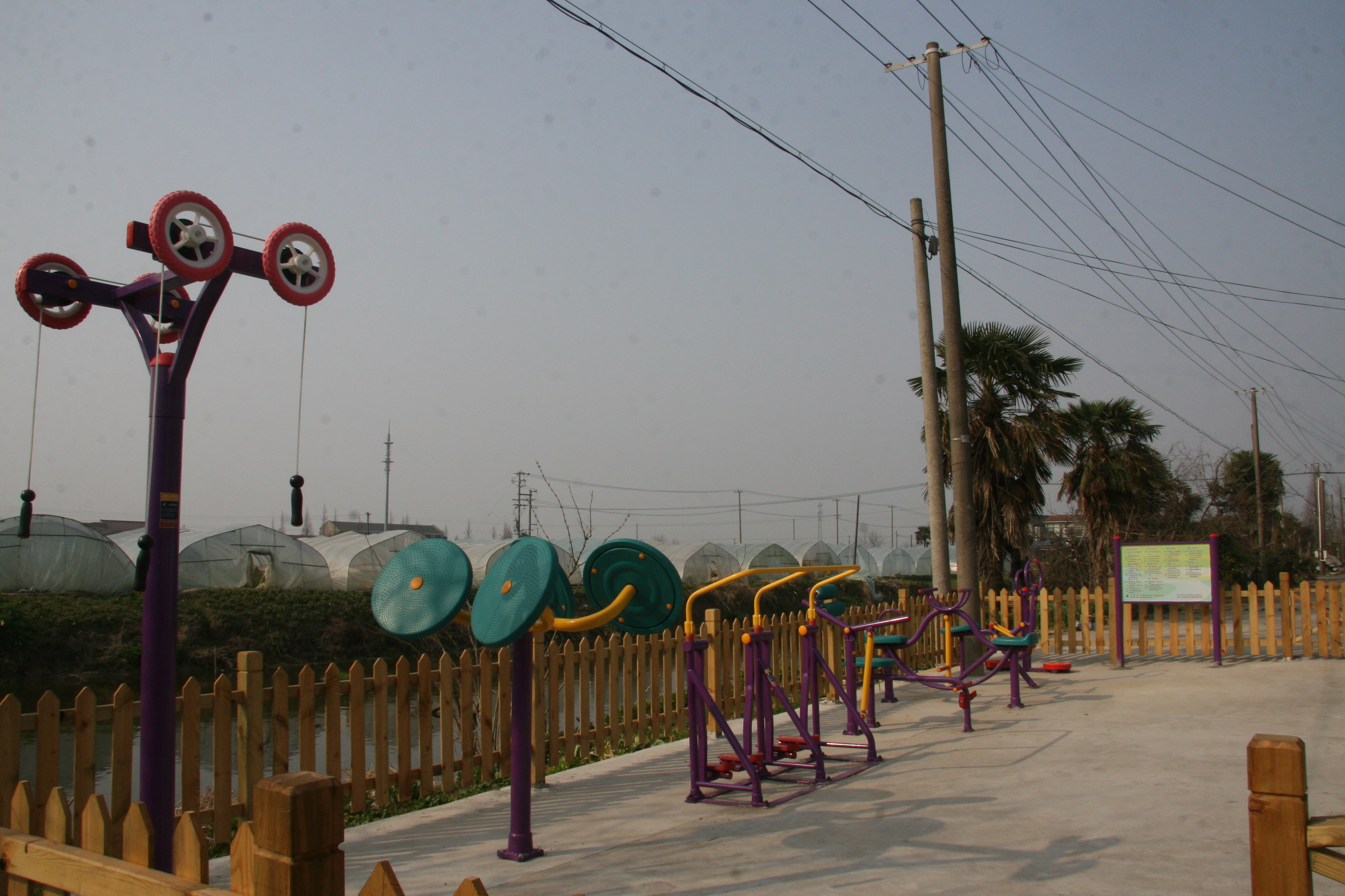 青村鎮(zhèn)西吳村吳家健身點(diǎn)