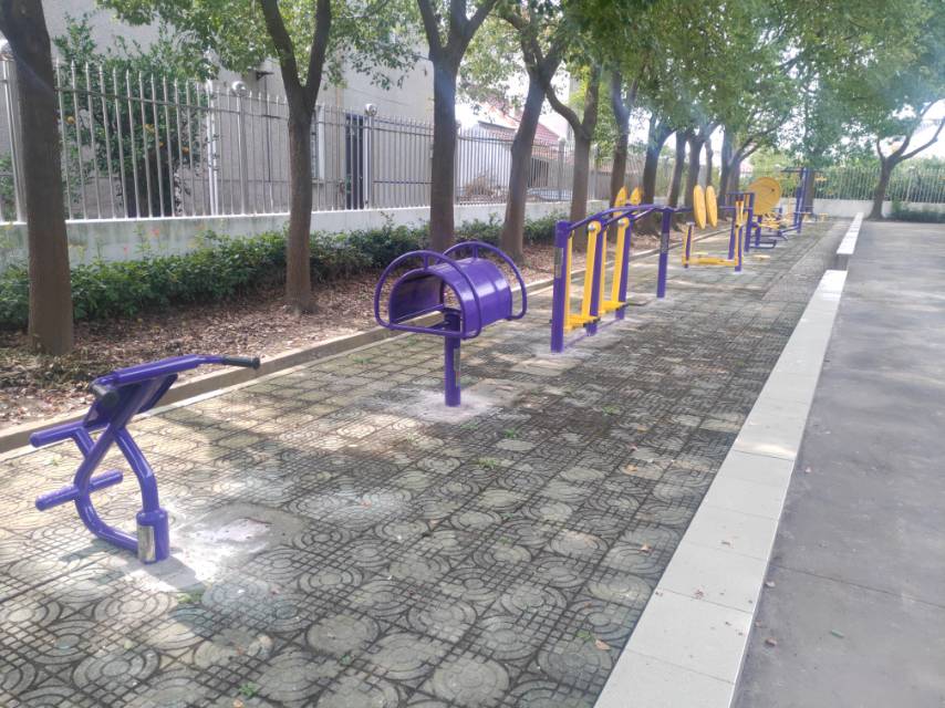 綠園村健身點一