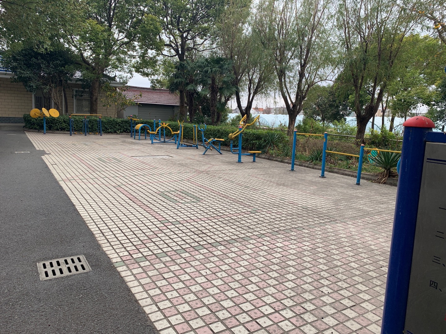 萬興村村委會(huì)健身點(diǎn)