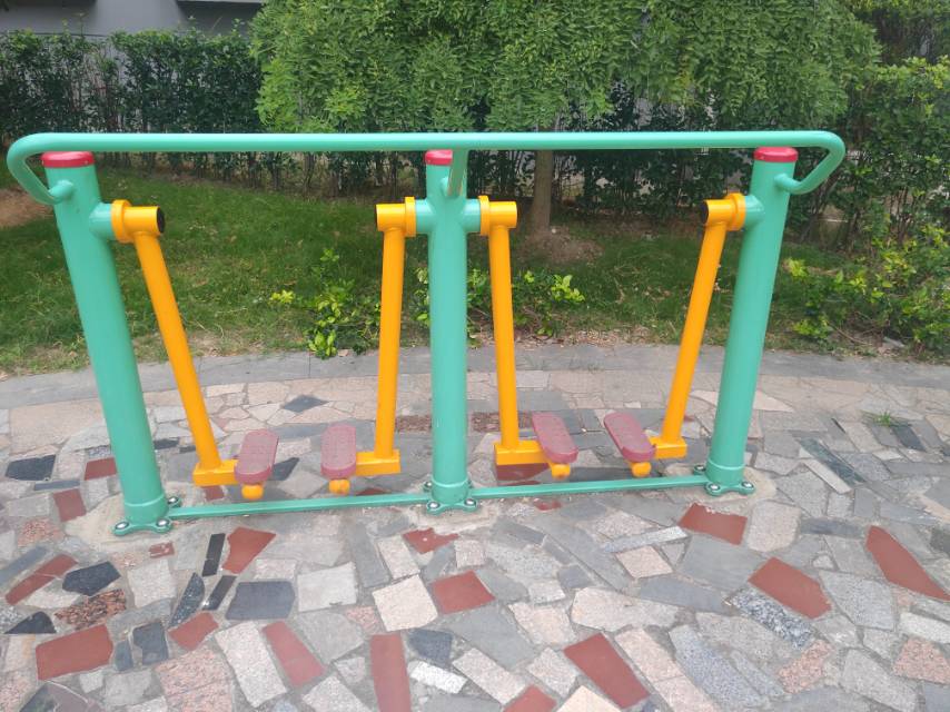 兩聯(lián)漫步機(jī) 兩聯(lián)漫步機(jī)