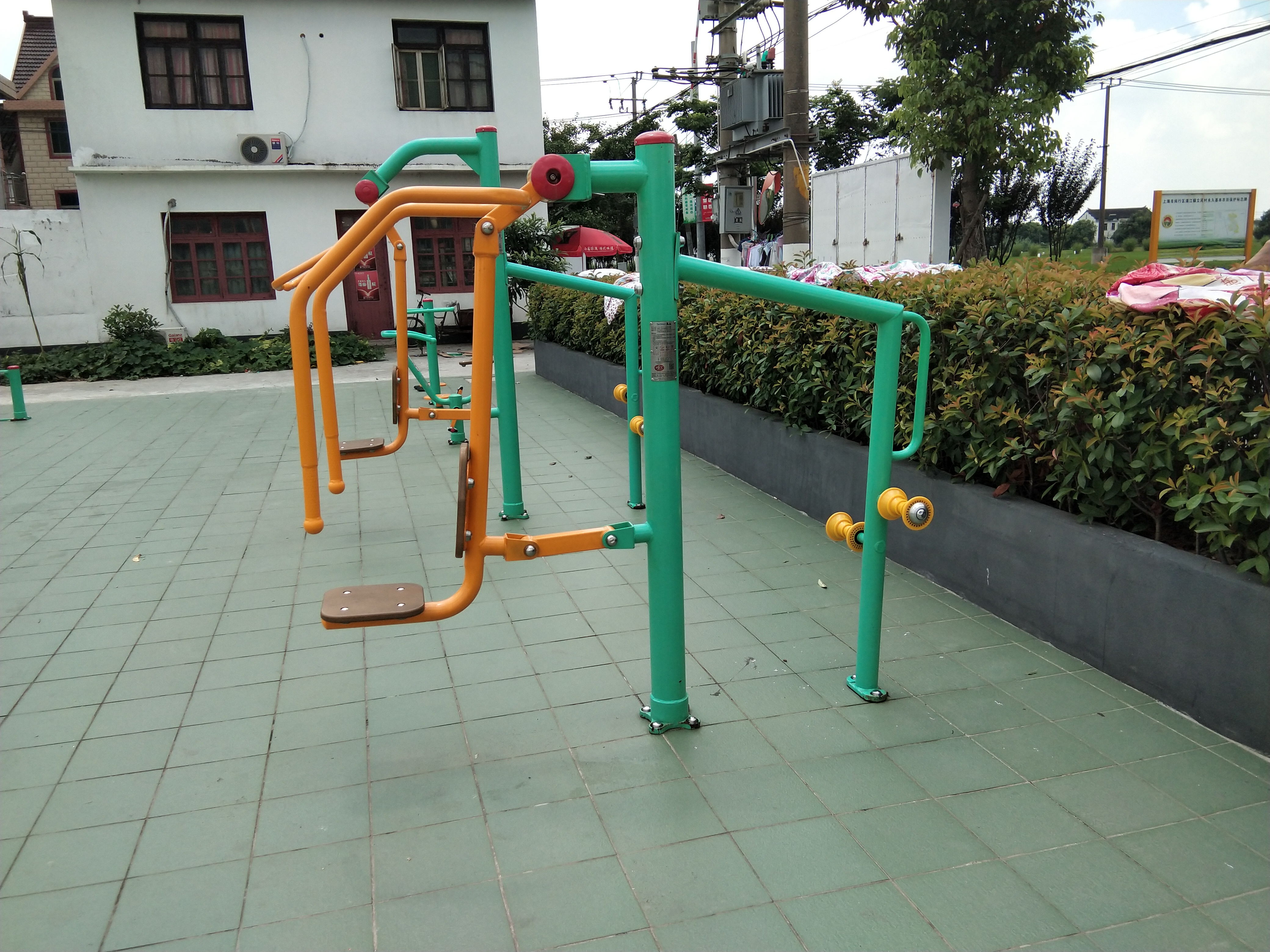 坐推訓練器 坐推訓練器