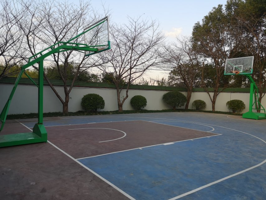 豐橋村委會籃球場